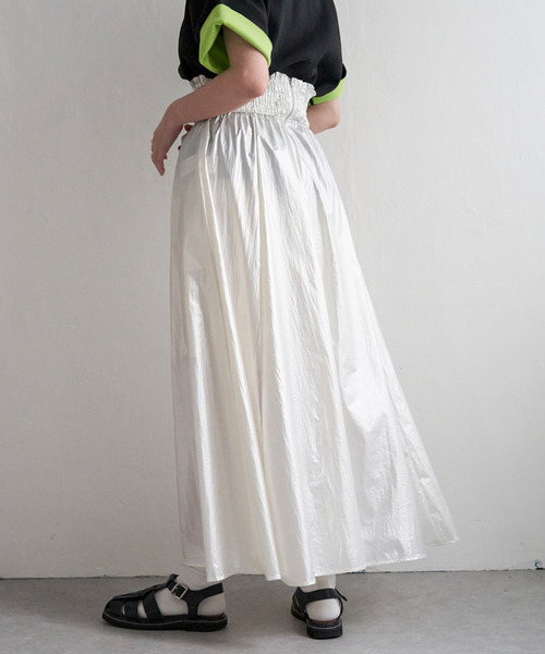 VENCEEXCHANGE（ヴァンスエクスチェンジ）の「メタリックギャザースカート（スカート・レディース・シルバー/ブルー/ブラック/オフホワイト・FREE）」の20枚目の写真