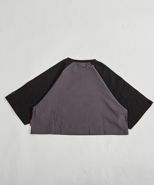 【大人かわいい】新品　フリル　白黒プリントカットソー黒　r71d b001a52148020226b948636678b3aa