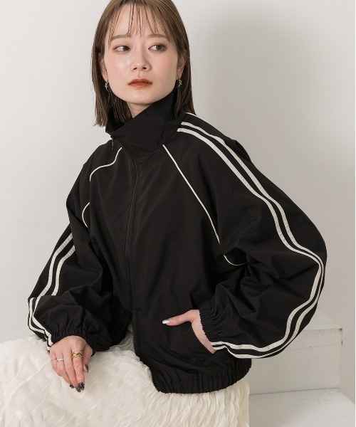 ad thie（アドティエ）の「サイドライン スタンドカラーブルゾン（ブルゾン・レディース・ブラック/ライトブルー/オフホワイト/ピンク・FREE）」の19枚目の写真