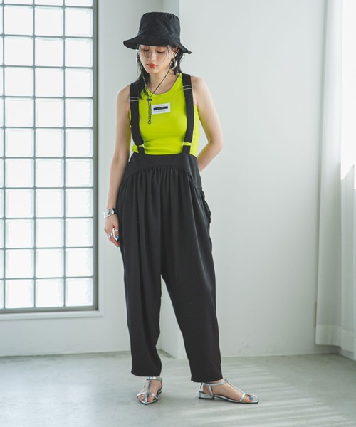 bohmal（ボマール）の「バルーンギャザーストラップパンツ（その他パンツ・レディース・ブラック・MEDIUM）」の2枚目の写真