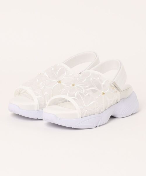 Parade（パレード）の「【厚底】チュールスニーカーサンダル　1440-WK（サンダル・レディース・ベージュ/ホワイト/ブラック・L/LL/M/S）」の2枚目の写真