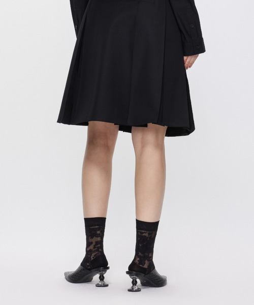 JNBY（ジェーエヌビーワイ）の「Retro Floral-jacquard Sheer Stretch-nylon Socks（ソックス/靴下・レディース・イエロー系その他3/ブルー系その他4/ブラック・ONE SIZE）」の5枚目の写真