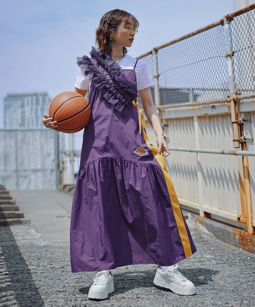 NBA（エヌビーエー）の「【NBA】別注/サイドラインナイロンキャミワンピース（ワンピース・レディース・パープル/ブラック・FREE）」の2枚目の写真