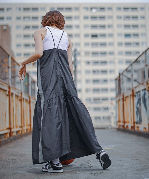 NBA（エヌビーエー）の「【NBA】別注/サイドラインナイロンキャミワンピース（ワンピース・レディース・パープル/ブラック・FREE）」の11枚目の写真