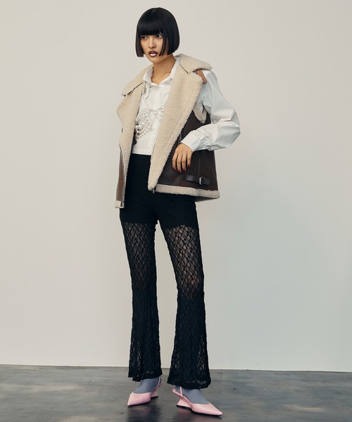 uyu.(ウユ)の「ショート丈フロントボタンシャツ【uyu./ウユ】(シャツ/ブラウス・レディース・ブルー/ホワイト・FREE)」の22枚目の写真