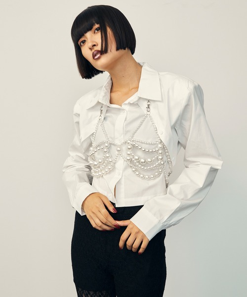 uyu.(ウユ)の「ショート丈フロントボタンシャツ【uyu./ウユ】(シャツ/ブラウス・レディース・ブルー/ホワイト・FREE)」の19枚目の写真