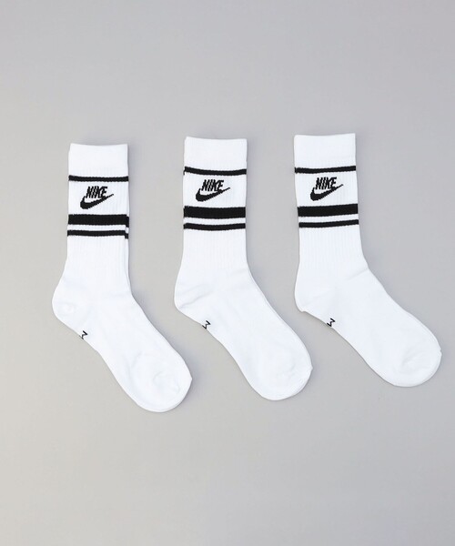 NIKE（ナイキ）の「NIKE（ナイキ）エッセンシャルソックス（23.0～25.0cm）（ソックス/靴下・レディース・その他1/その他2・FREE）」の2枚目の写真