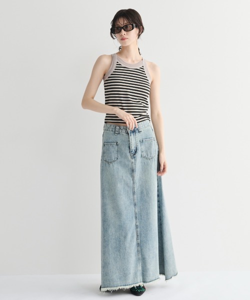 MERLOT(メルロー)の「カットオフデニムスカート(デニムスカート・レディース・ライトブルー・FREE)」の9枚目の写真
