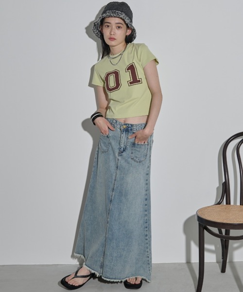 MERLOT(メルロー)の「カットオフデニムスカート(デニムスカート・レディース・ライトブルー・FREE)」の20枚目の写真