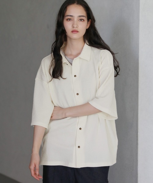 ETELIO（エテリオ）の「レースジャガードドレープニット半袖シャツ（シャツ/ブラウス・メンズ・チャコール/ブラウン/アイボリー/ブラック・S/M/L）」の13枚目の写真