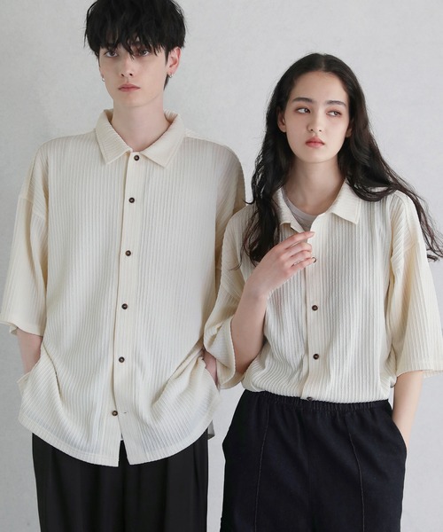 ETELIO（エテリオ）の「レースジャガードドレープニット半袖シャツ（シャツ/ブラウス・メンズ・チャコール/ブラウン/アイボリー/ブラック・S/M/L）」の21枚目の写真