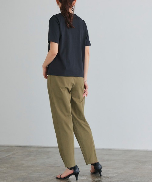 Pierrot(ピエロ)の「【イージーケア】ラッフルドッキングTシャツ(Tシャツ/カットソー・レディース・オフホワイト/ブラック・M/L)」の19枚目の写真