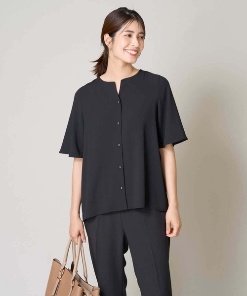 a.v.v（アーヴェヴェ）の「【接触冷感/洗える/イージーケア/速乾】フレアスリーブストレッチブラウス（シャツ/ブラウス・レディース・ブラック/ネイビー/ライトグレー・38/36/40/42/34）」の6枚目の写真