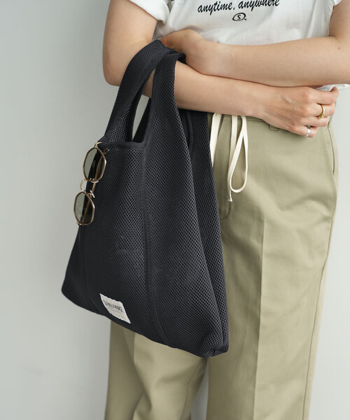 SPALDING（スポルディング）の「SPALDING/スポルディング SLOBE別注 メッシュトート（トートバッグ・レディース・ブラック・FREE）」の3枚目の写真