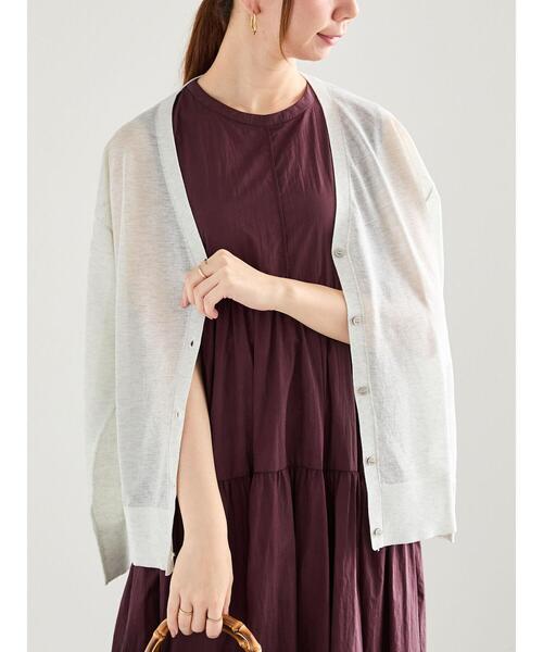 Te chichi(テチチ)の「シアーミドルVネックカーディガン(カーディガン/ボレロ・レディース・ピンク/ブラウン/グレー/ブラック・F)」の16枚目の写真