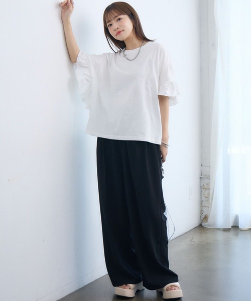 RETRO GIRL(レトロガール)の「フリルsleeve T-shirt(Tシャツ/カットソー・レディース・ブラック/チャコールグレー/オフホワイト・FREE)」の21枚目の写真