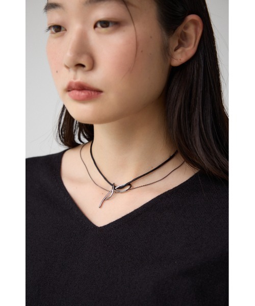 AZUL by moussy（アズールバイマウジー）の「タイデザインレイヤードチョーカー（チョーカー・レディース・シルバー/ブラック・FREE）」の12枚目の写真