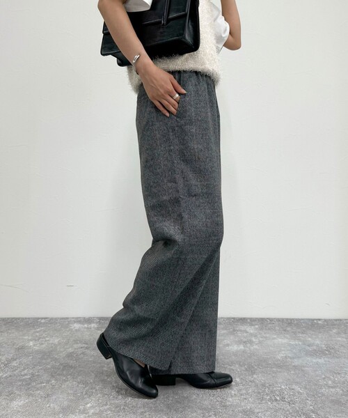 fredy emue（フレディエミュ）の「TRウエストシャーリングセミワイドパンツ（その他パンツ・レディース・ブラック/グレー/グレー系その他・38/36）」の18枚目の写真
