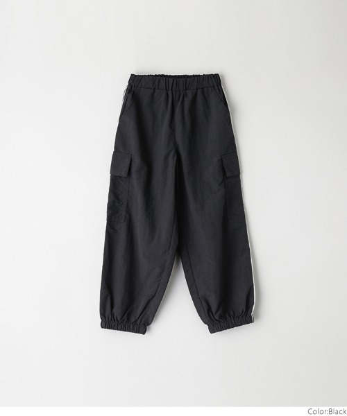coca（coca）（コカ）の「キッズ サイドラインパラシュートカーゴパンツ（カーゴパンツ・キッズ・アイボリー/ブラック/ベージュ・120/130/140/150）」の20枚目の写真