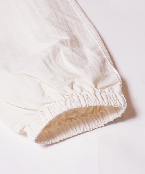 coca（coca）（コカ）の「キッズ サイドラインパラシュートカーゴパンツ（カーゴパンツ・キッズ・アイボリー/ブラック/ベージュ・120/130/140/150）」の17枚目の写真