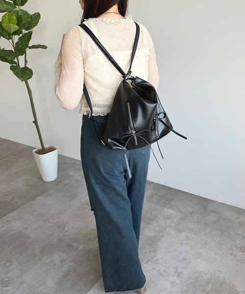 apres jour(アプレジュール)の「【apres jour×ARIAZ】2WAYリボンデザインバッグ(ショルダーバッグ・レディース・ブラック/ライトピンク/オフホワイト/シルバー・FREE)」の15枚目の写真