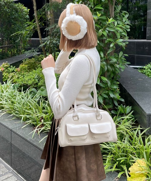 clear（クリア）の「イヤーマフラー [韓国コーデ]≪2024AW新作≫（イヤーマフ・レディース・アイボリー・F）」の3枚目の写真