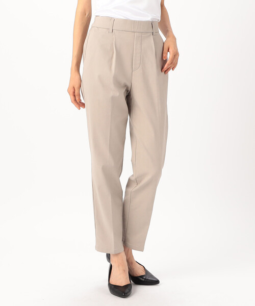 COMME CA MODELS（コムサモデルズ）の「【美しいベーシックパンツ】裏起毛テーパードパンツ（その他パンツ・レディース・ブラック/チャコール/ネイビー/ベージュ・X-SMALL/SMALL/MEDIUM/LARGE/X-LARGE）」の14枚目の写真