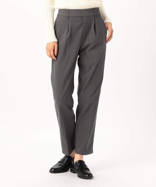 COMME CA MODELS（コムサモデルズ）の「【美しいベーシックパンツ】裏起毛テーパードパンツ（その他パンツ・レディース・ブラック/チャコール/ネイビー/ベージュ・X-SMALL/SMALL/MEDIUM/LARGE/X-LARGE）」の16枚目の写真