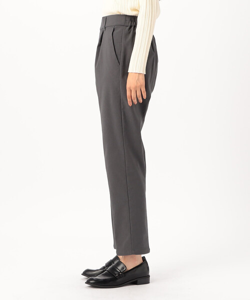 COMME CA MODELS（コムサモデルズ）の「【美しいベーシックパンツ】裏起毛テーパードパンツ（その他パンツ・レディース・ブラック/チャコール/ネイビー/ベージュ・X-SMALL/SMALL/MEDIUM/LARGE/X-LARGE）」の17枚目の写真