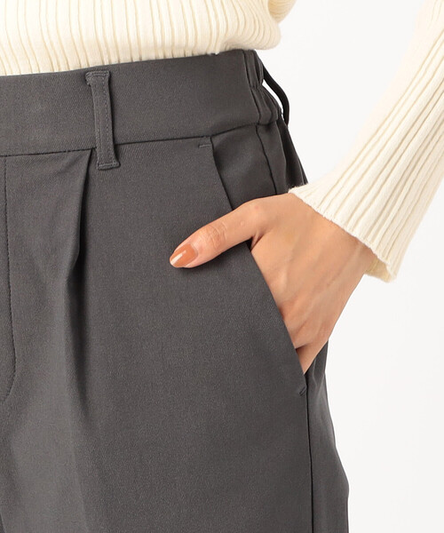 COMME CA MODELS（コムサモデルズ）の「【美しいベーシックパンツ】裏起毛テーパードパンツ（その他パンツ・レディース・ブラック/チャコール/ネイビー/ベージュ・X-SMALL/SMALL/MEDIUM/LARGE/X-LARGE）」の20枚目の写真