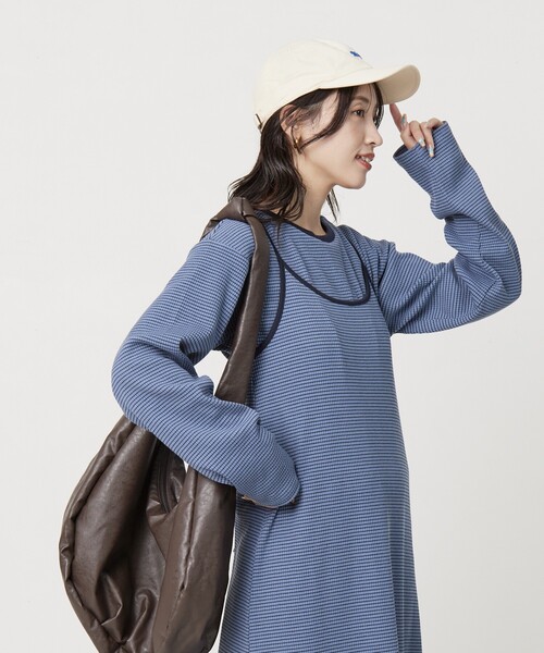 FREAK'S STORE（フリークスストア）の「限定展開　セルフカット リブ キャミワンピース ロングスリーブ TEE2セット（2WAY）（ワンピース・レディース・レッド/ベージュ/ストライプ/ブラック/杢グレー/ブルー・ﾌﾘ-）」の16枚目の写真