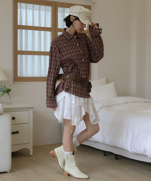 UNE MANSION（ユヌマンション）の「アンバランスティアードフリルレースユニークミニスカート（スカート・レディース・アイボリー/ブラック・FREE）」の6枚目の写真