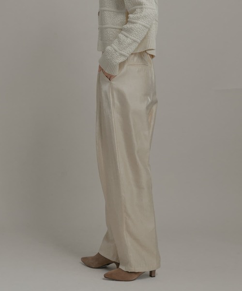 URBAN RESEARCH Sonny Label(アーバンリサーチサニーレーベル)の「シャイニーツイルサテンパンツ(その他パンツ・レディース・ブラウン/イエロー系その他・38/36)」の4枚目の写真