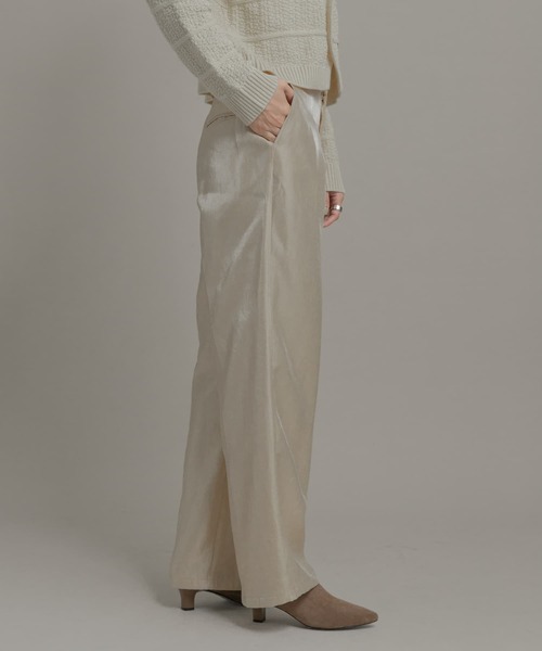 URBAN RESEARCH Sonny Label(アーバンリサーチサニーレーベル)の「シャイニーツイルサテンパンツ(その他パンツ・レディース・ブラウン/イエロー系その他・38/36)」の5枚目の写真