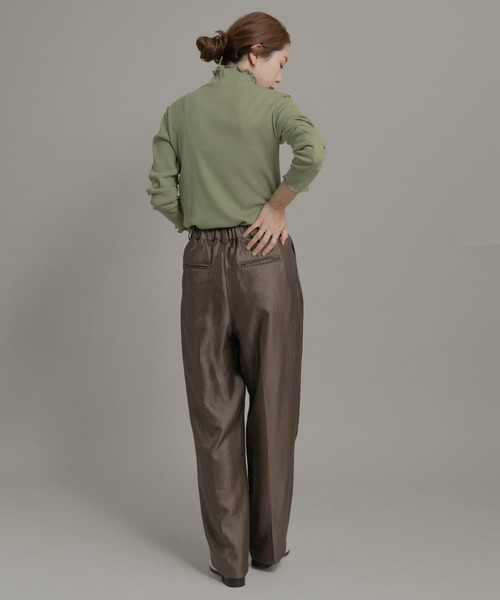 URBAN RESEARCH Sonny Label(アーバンリサーチサニーレーベル)の「シャイニーツイルサテンパンツ(その他パンツ・レディース・ブラウン/イエロー系その他・38/36)」の15枚目の写真