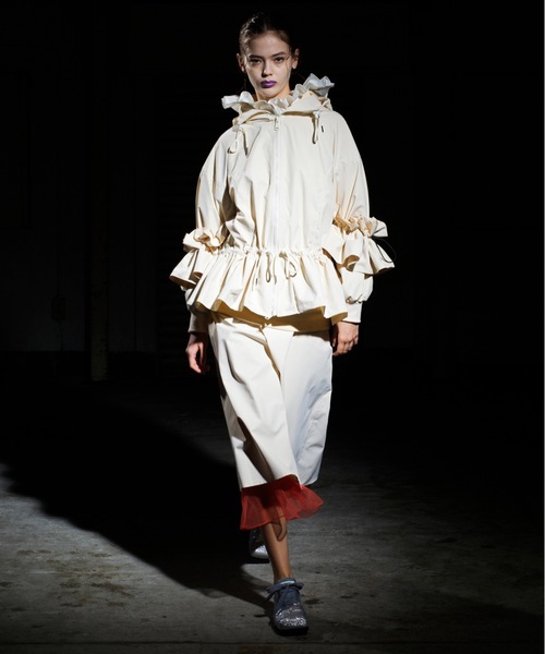 NON TOKYO（ノントーキョー）の「TULLE LAYERED NYLON SKIRT（スカート・レディース・アイボリー/ブラック/カーキ・FREE）」の4枚目の写真