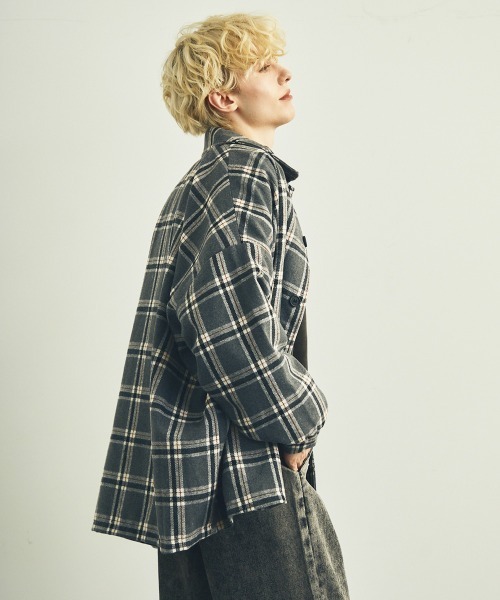 Shoowtime(ショウタイム)の「ドロップショルダーチェックシャツジャケットビッグシルエット(その他アウター・メンズ・ブラウン/グレー・MEDIUM/LARGE/X-LARGE)」の7枚目の写真