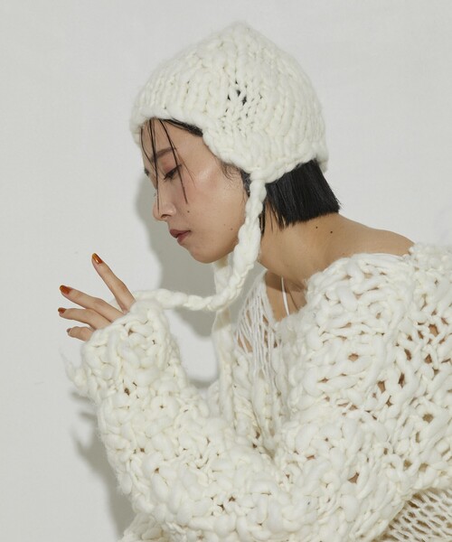 Firsthand（ファーストハンド）の「Firsthand/ファーストハンド ライトウェイトハンドニットイヤーマフラーキャップ（ニットキャップ/ビーニー・レディース・ブラック/オフホワイト・FREE）」の15枚目の写真