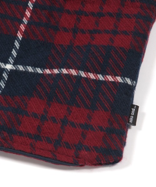 niko and...(ニコアンド)の「オリジナルアクリルチェック柄クッションカバー(クッション/クッションカバー・レディース・ベージュ/ネイビー・0)」の5枚目の写真