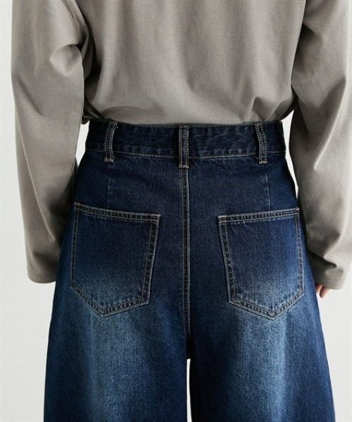 nissen(ニッセン)の「カーブデニムパンツ(デニムパンツ・レディース・ネイビー/ブルー・LL/L/M/S)」の21枚目の写真