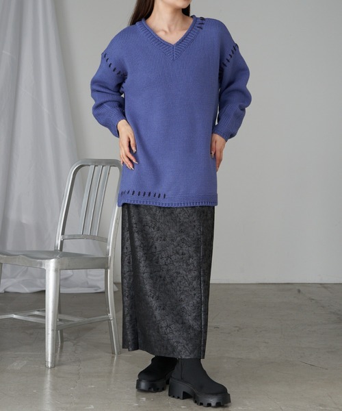 RAY CASSIN（レイカズン）の「【ゆったり着心地】ロゴジャガードチュニックワンピース（ニット/セーター・レディース・レッド/ブルー/チャコールグレー/アイボリー・FREE）」の11枚目の写真