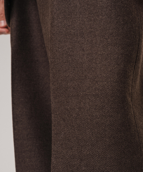 EDIFICE（エディフィス）の「LA BOUCLE (ラブークル) GANSHIN KERSEY ワイドパンツ（スラックス・メンズ・ネイビー/ブラウン・2/3）」の11枚目の写真