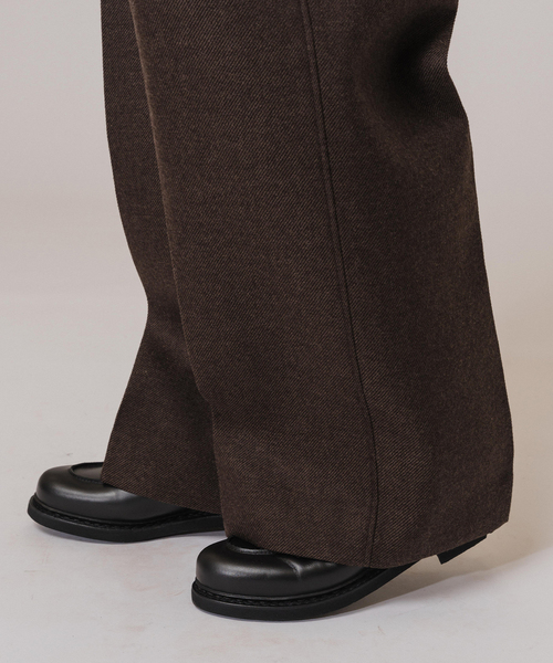 EDIFICE（エディフィス）の「LA BOUCLE (ラブークル) GANSHIN KERSEY ワイドパンツ（スラックス・メンズ・ネイビー/ブラウン・2/3）」の12枚目の写真