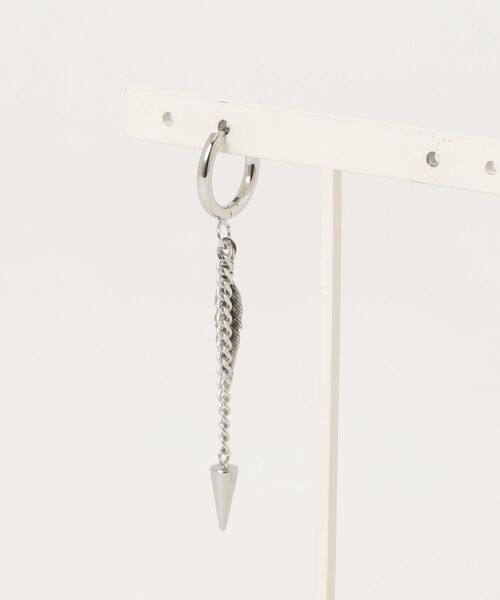 ANCHOR（アンカー）の「フェザーチェーン フープピアス（ピアス（片耳用）・メンズ・シルバー・FREE）」の4枚目の写真