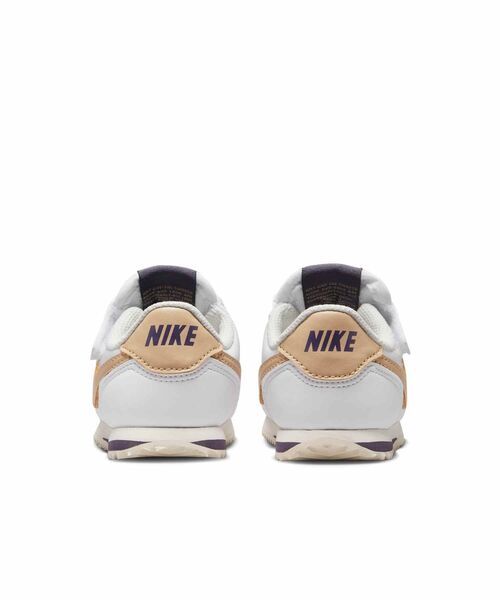 NIKE（ナイキ）の「《親子コーデ対応商品》ナイキ コルテッツ イージーオン ベビーシューズ / Nike Cortez EasyOn Baby/Toddler Shoes DM0952-109 White（スニーカー・キッズ・ホワイト系その他4・8/9/10/11/12/13）」の7枚目の写真