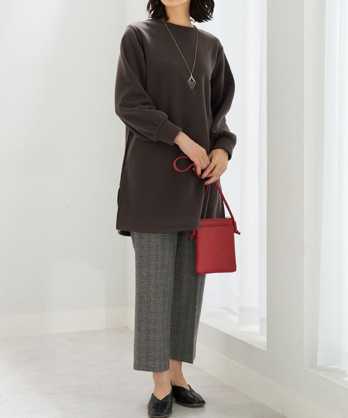 BELLUNA PLUS（ベルーナ）の「ふんわり素材軽ぽかチュニックワンピ―ス（チュニック・レディース・ターコイズブルー/チャコール/パープル/黄緑系・MEDIUM/LARGE/X-LARGE）」の15枚目の写真