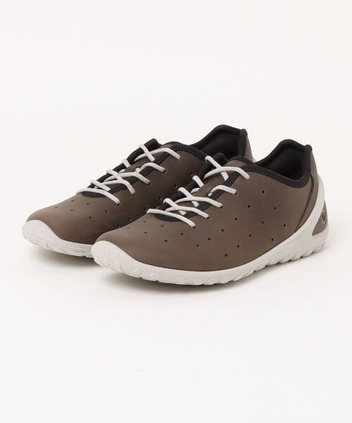 ECCO(エコー)の「ECCO バイオム エブリディ 本革 メンズ アウトドアスニーカー(スニーカー・メンズ・ブラウン・44/43/42/41/40)」の1枚目の写真