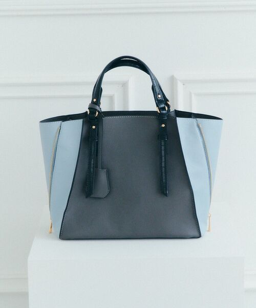 YECCA VECCA（イェッカヴェッカ）の「2way配色ZIPデザインバッグ（トートバッグ・レディース・チャコールグレー/ライトグレー/ベージュ・FREE）」の5枚目の写真