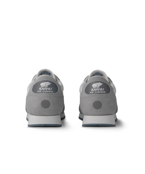KARHU(カルフ)の「KARHU / “ALBATROSS 82” スニーカー(スニーカー・レディース・ホワイト系/ブルー系/ピンク系・8/7/6/5/4)」の7枚目の写真