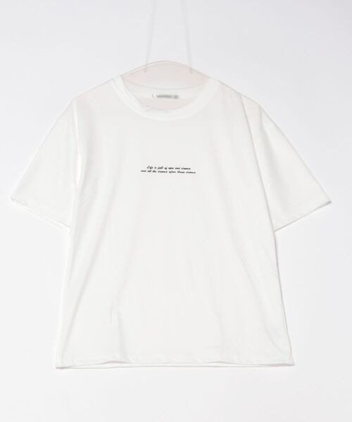 Asterellivi(アステレリビ)の「1枚で映える!英字ロゴラウンドTシャツ/春夏のマストアイテム(Tシャツ/カットソー・レディース・グリーン/オレンジ/ブラック/ホワイト・FREE)」の9枚目の写真